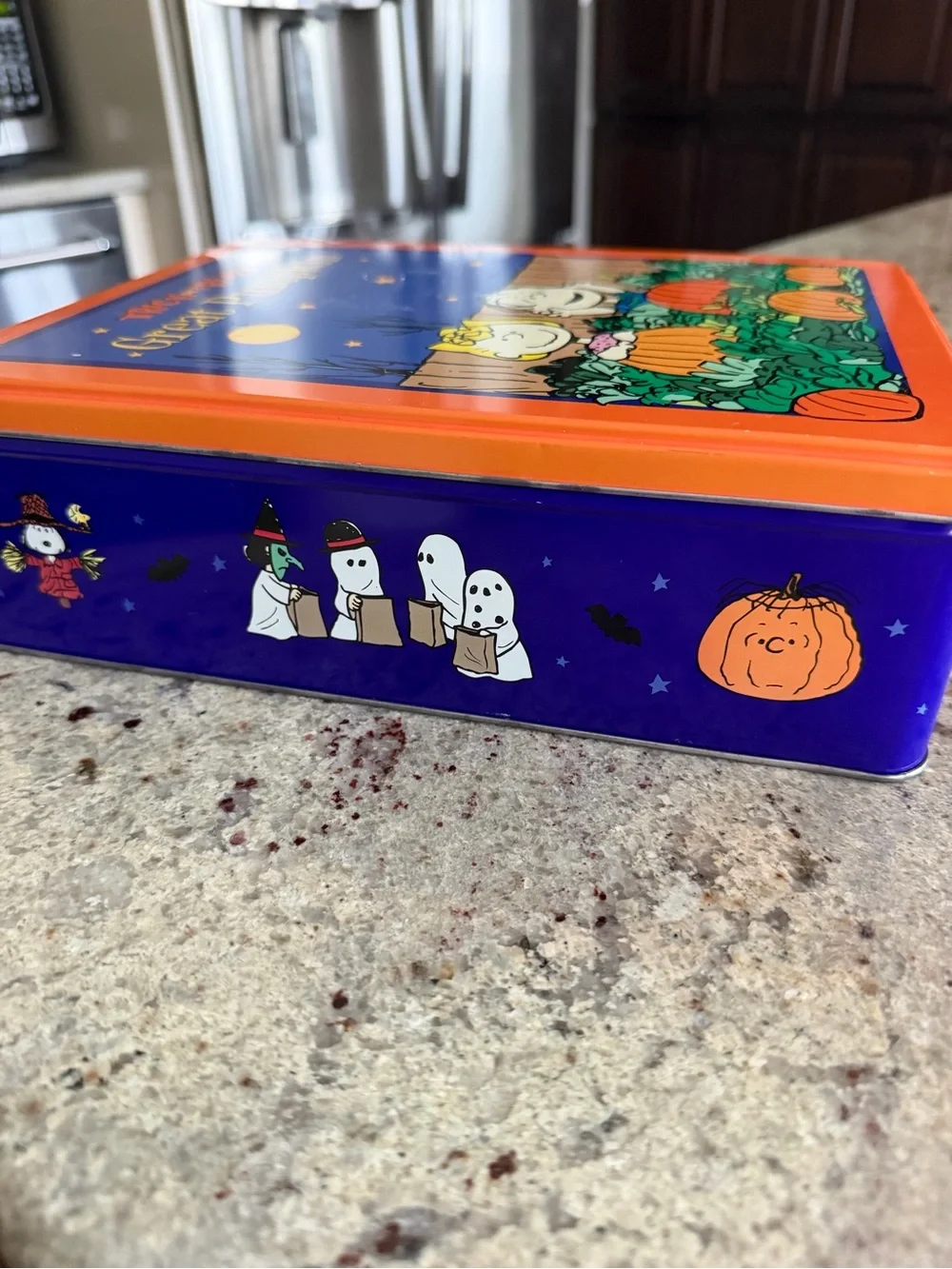 Vintage 1999 Collectible Peanuts Great Pumpkin Orange & Blue Tin